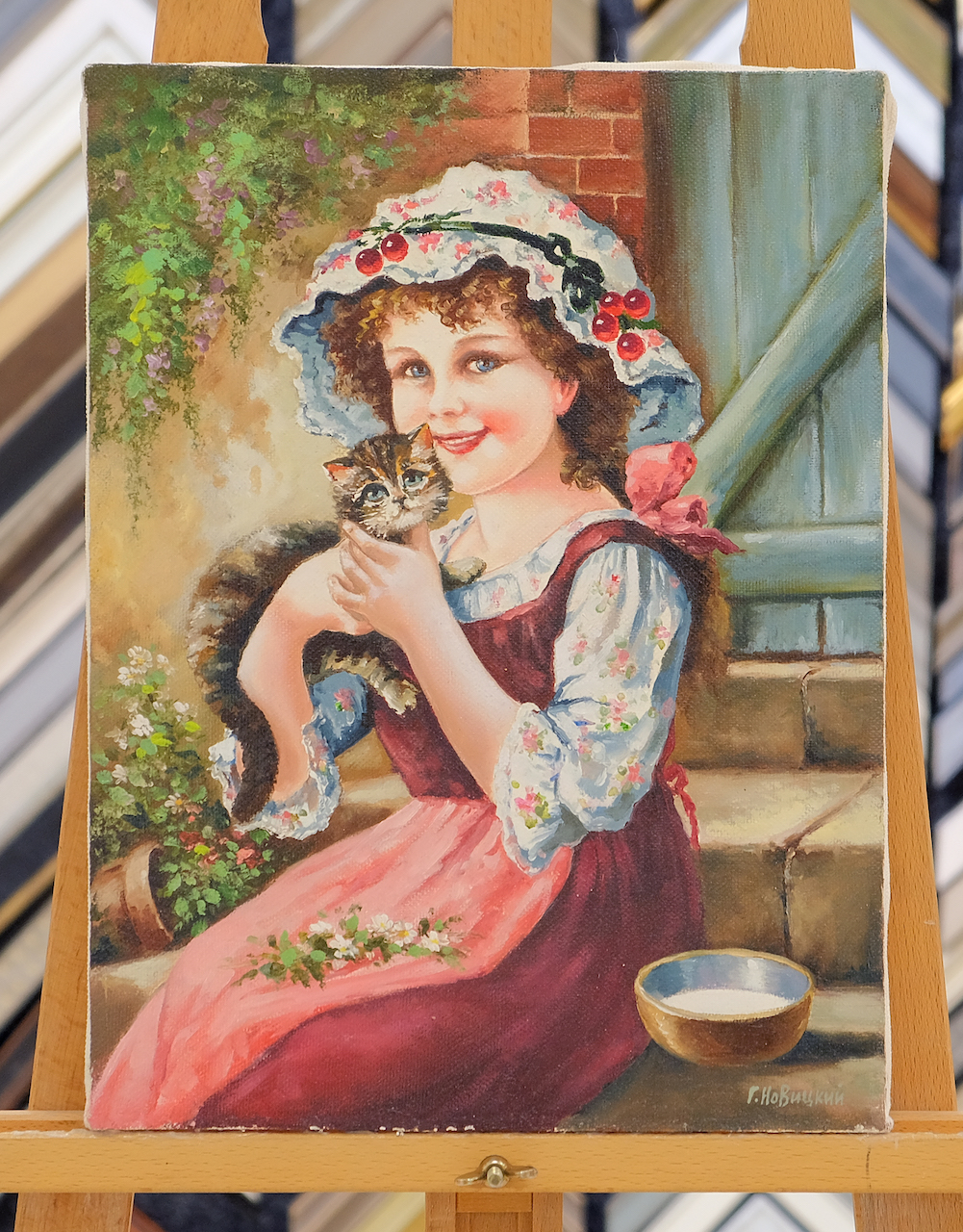Девочка с котёнком